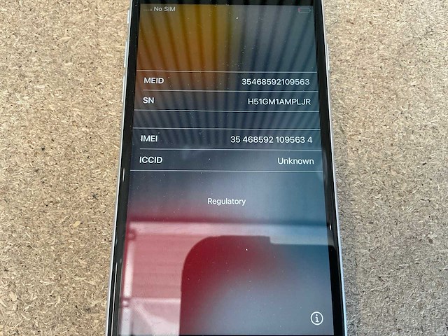 Apple iphone se 2nd gen (64gb) - afbeelding 2 van  4
