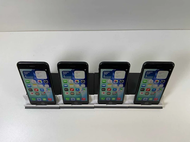 Apple iphone se 3rd gen - 128 gb - midnight (4x) - afbeelding 2 van  5