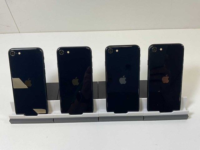 Apple iphone se 3rd gen - 64 gb - midnight (4x) - afbeelding 5 van  5