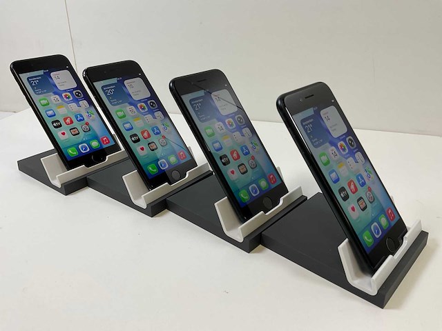 Apple iphone se 3rd gen - 64 gb - midnight (4x) - afbeelding 3 van  5