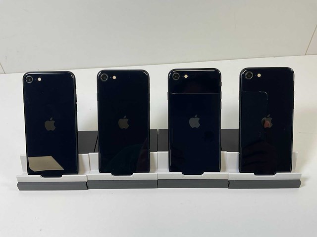 Apple iphone se 3rd gen - 64 gb - midnight (4x) - afbeelding 5 van  5