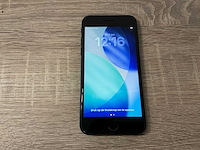 Apple iphone se (3rd gen, 64gb) mobiele telefoon - afbeelding 1 van  4