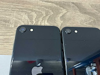 Apple iphone se (3rd gen) mobiele telefoon (2x) - afbeelding 3 van  3
