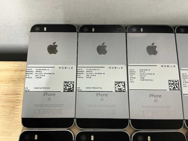 Apple iphone se | a1723 mobiele telefoon (24x) - afbeelding 6 van  11
