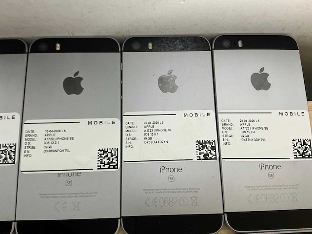 Apple iphone se | a1723 mobiele telefoon (24x) - afbeelding 7 van  11