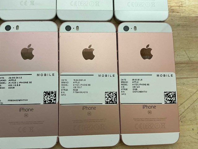 Apple iphone se | a1723 mobiele telefoon (24x) - afbeelding 2 van  9