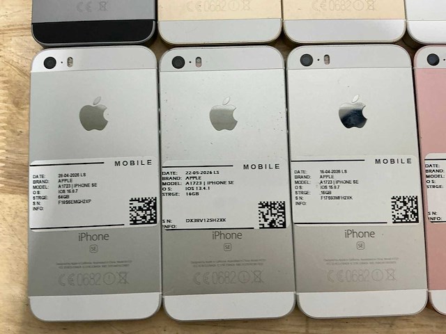 Apple iphone se | a1723 mobiele telefoon (24x) - afbeelding 3 van  9