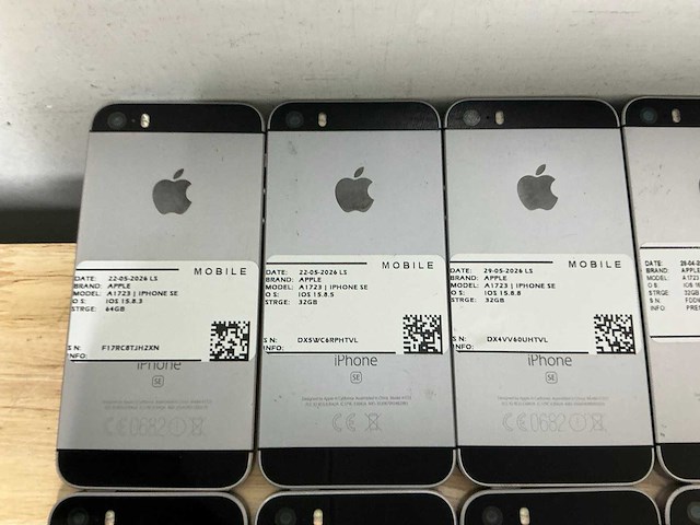 Apple iphone se | a1723 mobiele telefoon (24x) - afbeelding 6 van  9