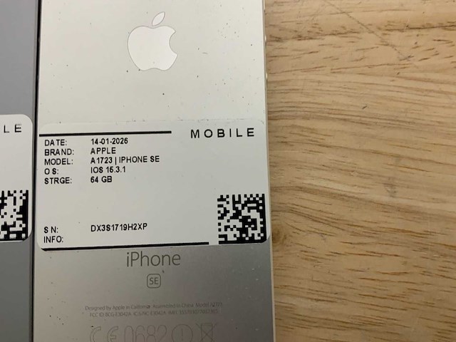 Apple iphone se | a1723 mobiele telefoon (27x) - afbeelding 4 van  16