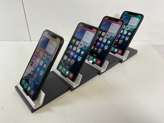 Apple iphone xr - 128 gb / 64 gb - black (4x) - afbeelding 3 van  5