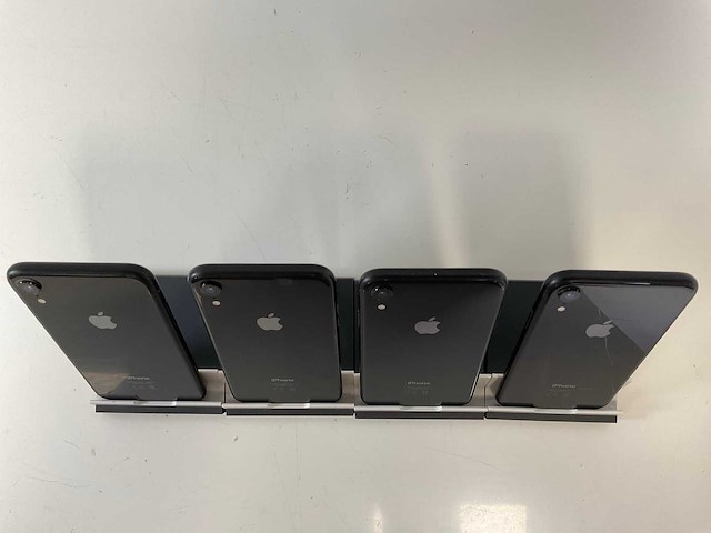 Apple iphone xr - 128 gb / 64 gb - black (4x) - afbeelding 5 van  5