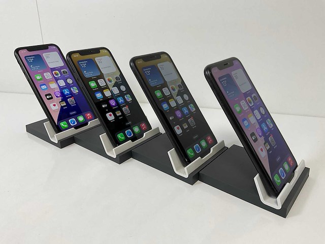 Apple iphone xr - 64 gb - black (4x) - afbeelding 4 van  5