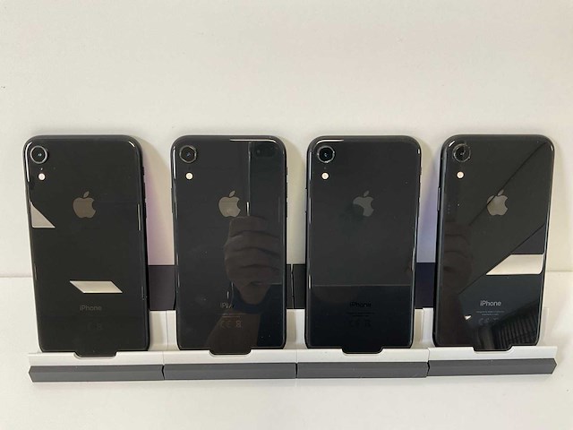 Apple iphone xr - 64 gb - black (4x) - afbeelding 5 van  5