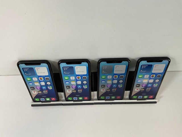 Apple iphone xr - 64 gb - black (4x) - afbeelding 2 van  6