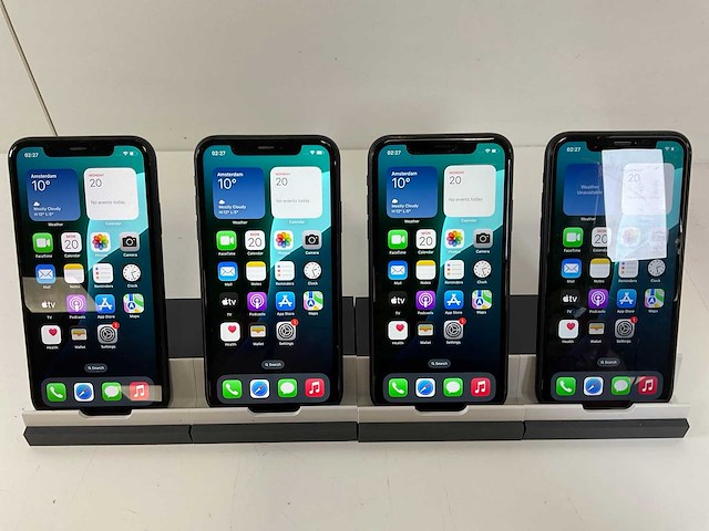 Apple iphone xr - 64 gb - black (4x) - afbeelding 1 van  5