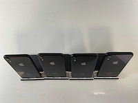 Apple iphone xr - 64 gb - black (4x) - afbeelding 5 van  5