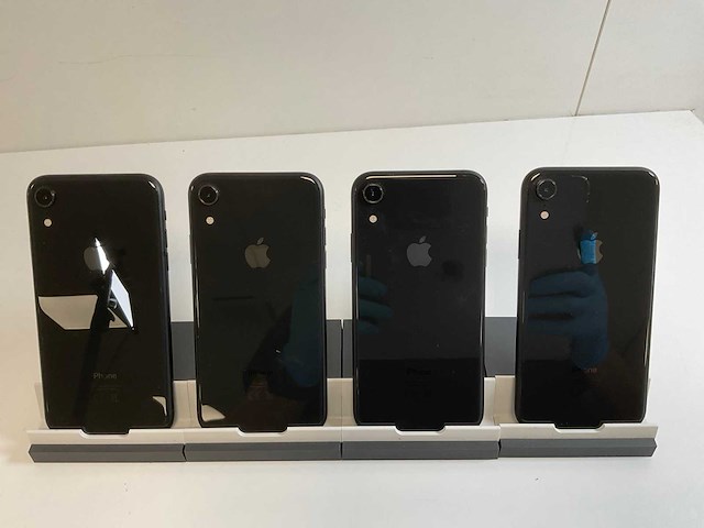 Apple iphone xr - 64 gb - black (4x) - afbeelding 5 van  5