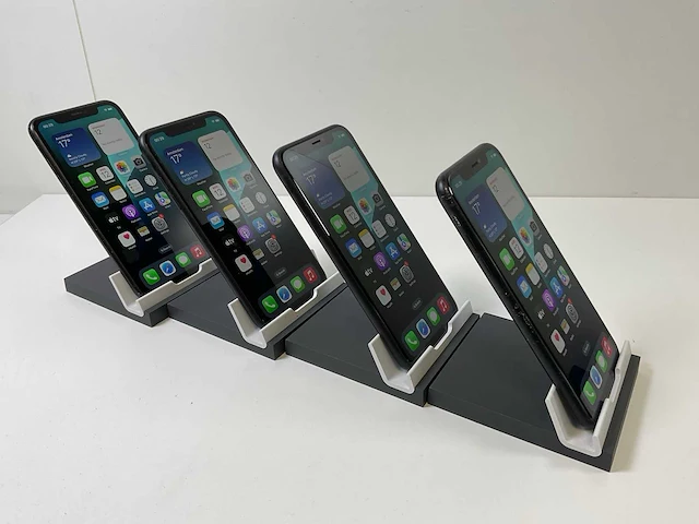 Apple iphone xr - 64 gb - black (4x) - afbeelding 2 van  5