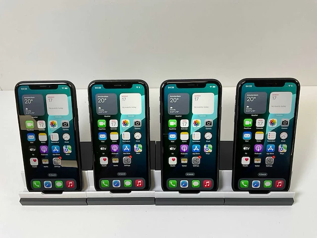 Apple iphone xr - 64 gb - black (4x) - afbeelding 1 van  4