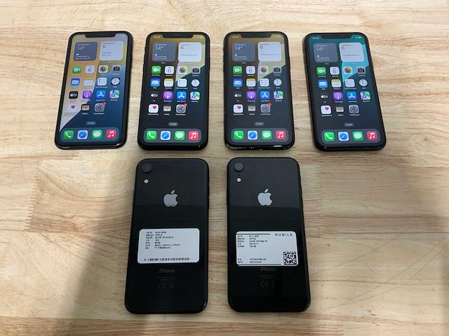 Apple iphone xr a2105 mobiele telefoon (6x) - afbeelding 1 van  10