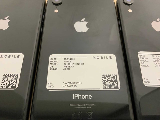 Apple iphone xr a2105 mobiele telefoon (6x) - afbeelding 6 van  10