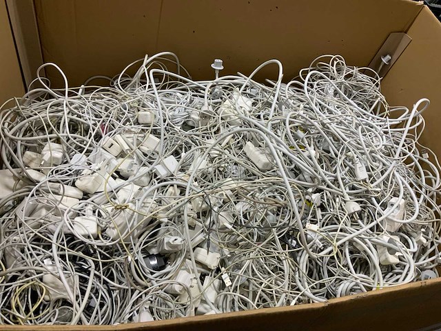 Apple kabelmix palletdoos - afbeelding 2 van  2