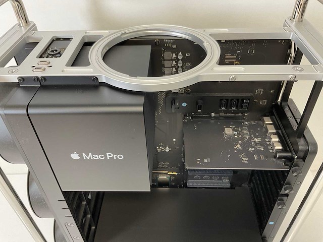 Apple mac pro, xeon(r) w-3245, 96 gb ram, 1 tb nvme, amd radeon pro 580x 8 gb tower workstation - afbeelding 12 van  12