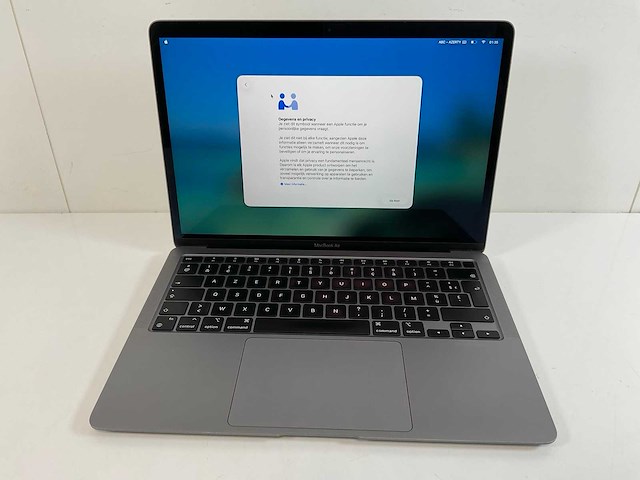 Apple macbook air 13”, apple m1, 16 gb ram, 1 tb nvme laptop - afbeelding 1 van  7