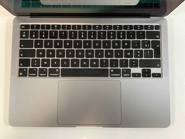Apple macbook air 13”, apple m1, 16 gb ram, 1 tb nvme laptop - afbeelding 4 van  7