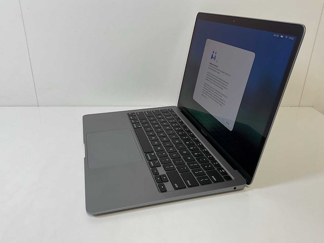 Apple macbook air 13”, apple m1, 8 gb ram, 121 gb nvme laptop - afbeelding 3 van  7