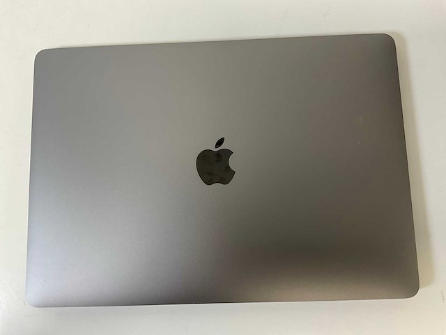 Apple macbook air 13”, apple m1, 8 gb ram, 121 gb nvme laptop - afbeelding 5 van  7