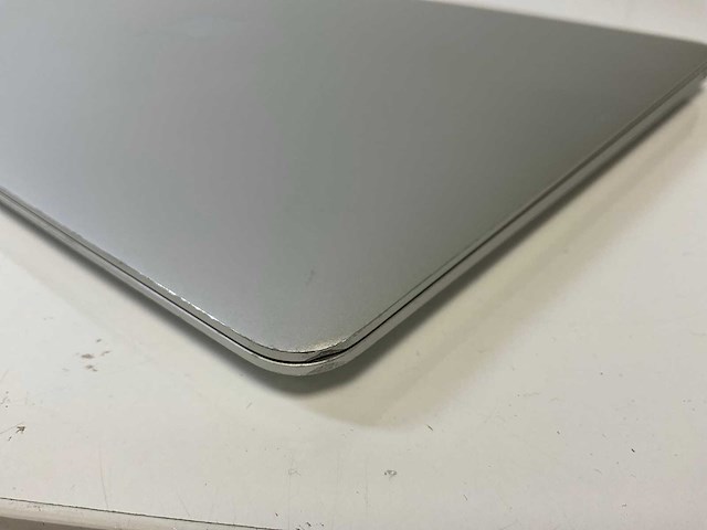 Apple macbook air 13”, apple m1, 8 gb ram, 251 gb nvme laptop - afbeelding 8 van  8