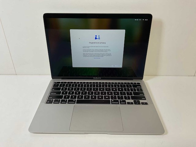 Apple macbook air 13”, apple m1, 8 gb ram, 251 gb nvme laptop - afbeelding 1 van  7