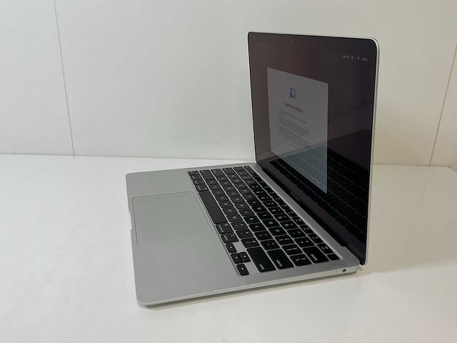 Apple macbook air 13”, apple m1, 8 gb ram, 251 gb nvme laptop - afbeelding 3 van  7
