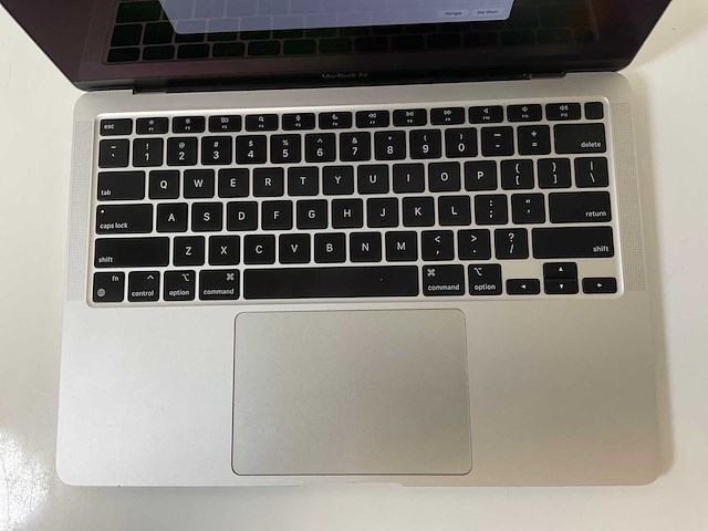 Apple macbook air 13”, apple m1, 8 gb ram, 251 gb nvme laptop - afbeelding 4 van  7