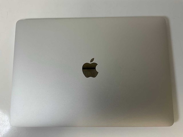 Apple macbook air 13”, apple m1, 8 gb ram, 251 gb nvme laptop - afbeelding 5 van  7