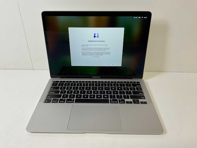 Apple macbook air 13”, apple m1, 8 gb ram, 251 gb nvme laptop - afbeelding 1 van  7