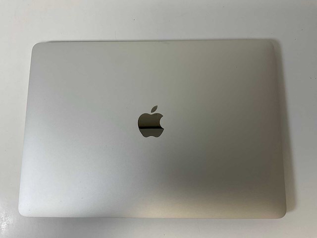 Apple macbook air 13”, apple m1, 8 gb ram, 251 gb nvme laptop - afbeelding 5 van  7