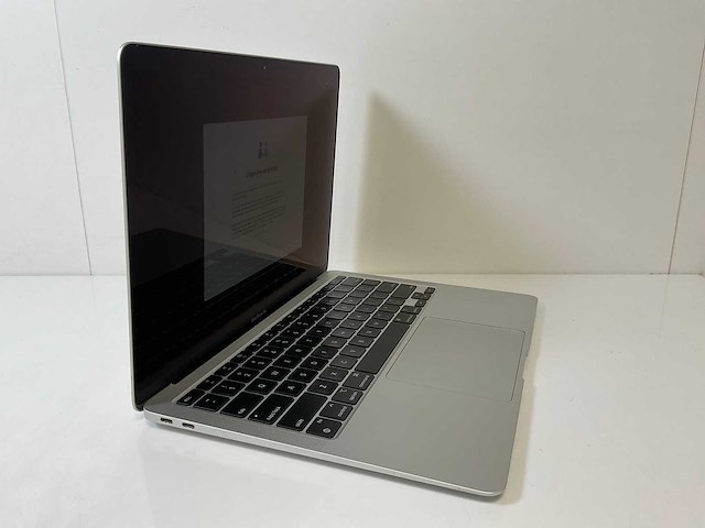 Apple macbook air 13”, apple m1, 8 gb ram, 251 gb nvme laptop - afbeelding 2 van  7