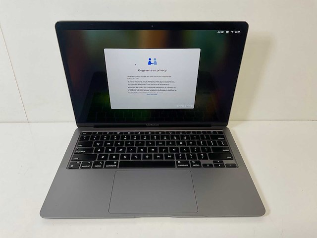 Apple macbook air 13”, apple m1, 8 gb ram, 251 gb nvme laptop - afbeelding 1 van  7