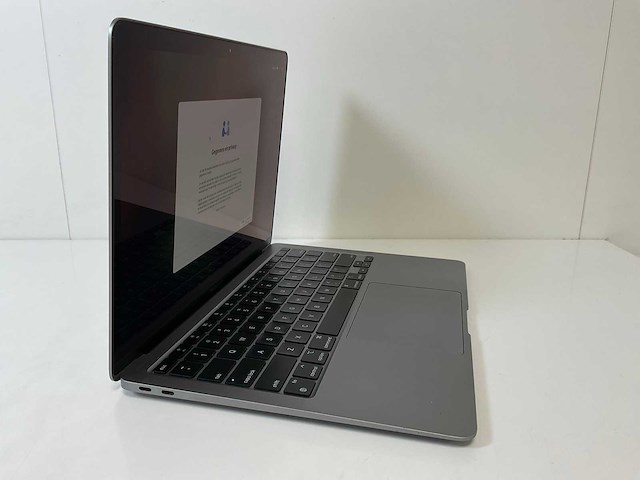 Apple macbook air 13”, apple m1, 8 gb ram, 251 gb nvme laptop - afbeelding 2 van  7