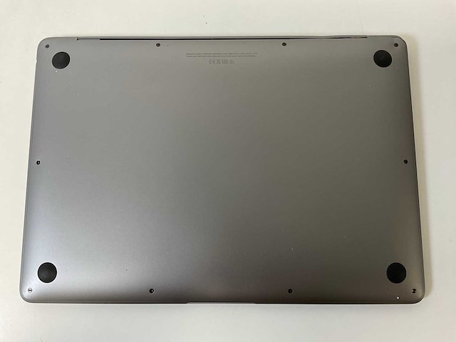 Apple macbook air 13”, apple m1, 8 gb ram, 251 gb nvme laptop - afbeelding 6 van  7