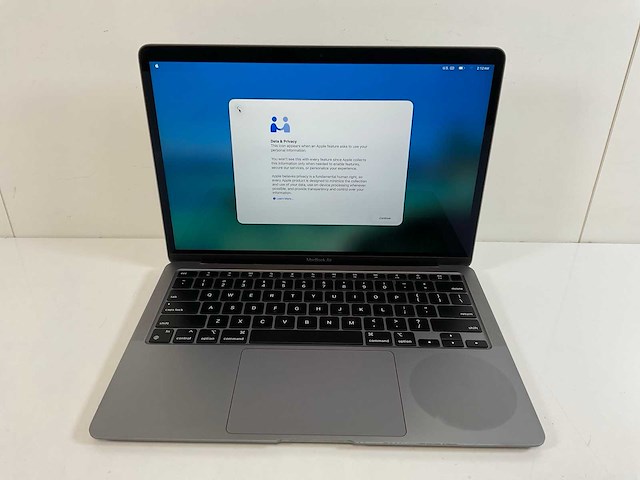 Apple macbook air 13”, apple m1, 8 gb ram, 251 gb nvme laptop - afbeelding 1 van  7