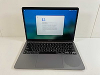 Apple macbook air 13”, apple m1, 8 gb ram, 251 gb nvme laptop - afbeelding 1 van  7