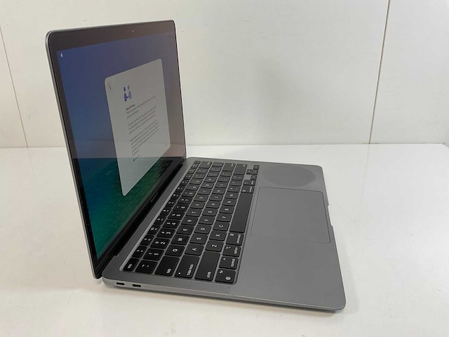 Apple macbook air 13”, apple m1, 8 gb ram, 251 gb nvme laptop - afbeelding 2 van  7