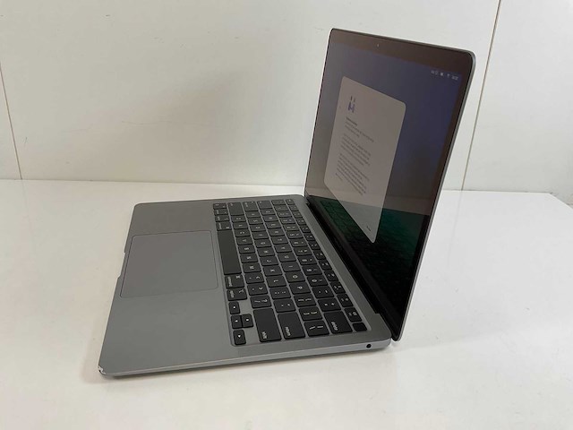 Apple macbook air 13”, apple m1, 8 gb ram, 251 gb nvme laptop - afbeelding 3 van  5