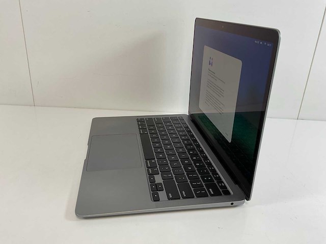 Apple macbook air 13”, apple m1, 8 gb ram, 251 gb nvme laptop - afbeelding 3 van  7
