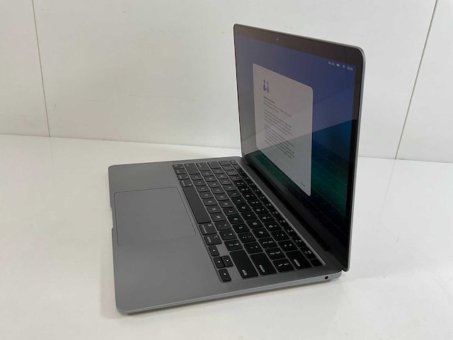 Apple macbook air 13”, apple m1, 8 gb ram, 251 gb nvme laptop - afbeelding 3 van  7