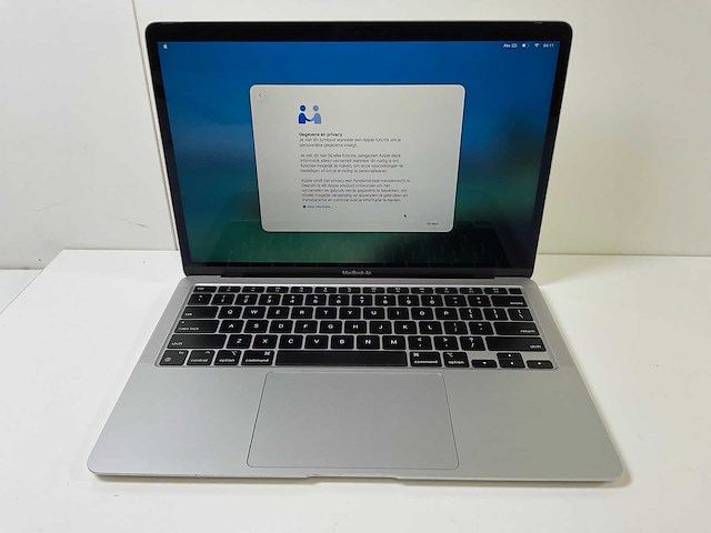 Apple macbook air 13”, apple m1, 8 gb ram, 251 gb nvme laptop - afbeelding 1 van  7