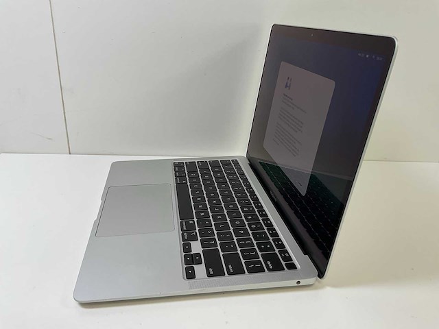 Apple macbook air 13”, apple m1, 8 gb ram, 251 gb nvme laptop - afbeelding 3 van  7